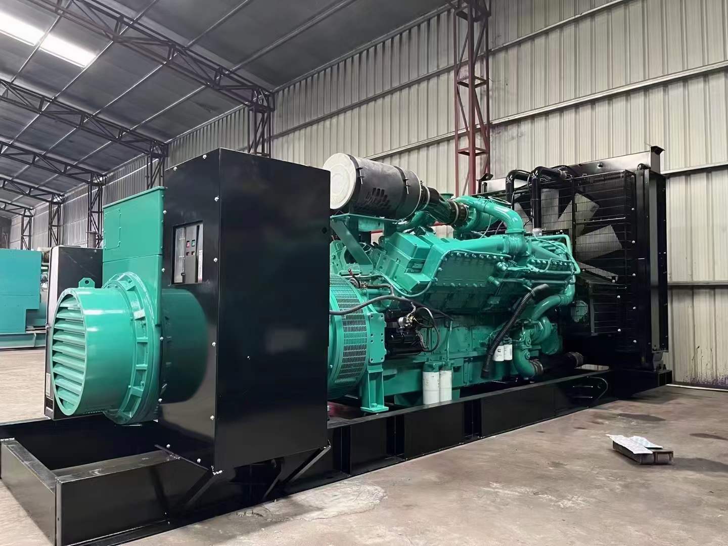 济南如何降低 800kW 柴油发电机输出电流的波动？