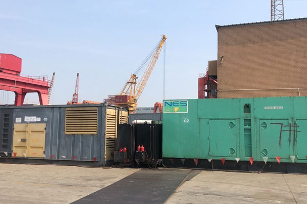 济南发电机出租空气滤清器的清洁频率是多少？