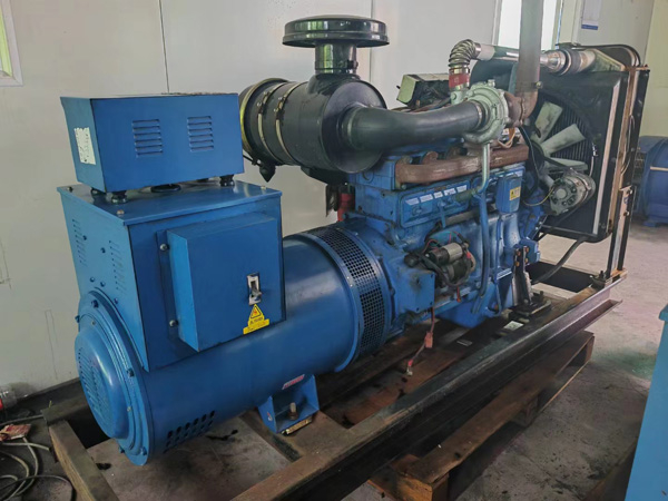 济南100kW柴油发电机组使用多级机油有哪些优缺点？
